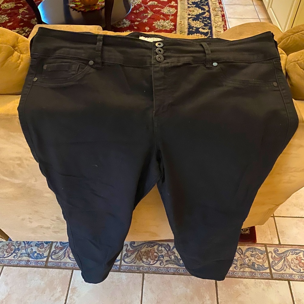 Torrid Plain Black Jeans (Worn Once)